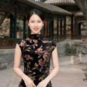 <b>改良版日常棉麻旗袍</b>